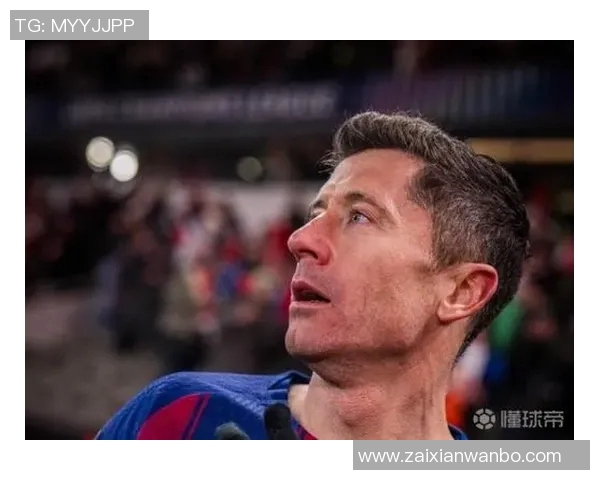 莱万状态火热欧冠赛场10场狂轰12球稳居射手榜首位 莱万状态火热欧冠赛场10场狂轰12球稳居射手榜首位